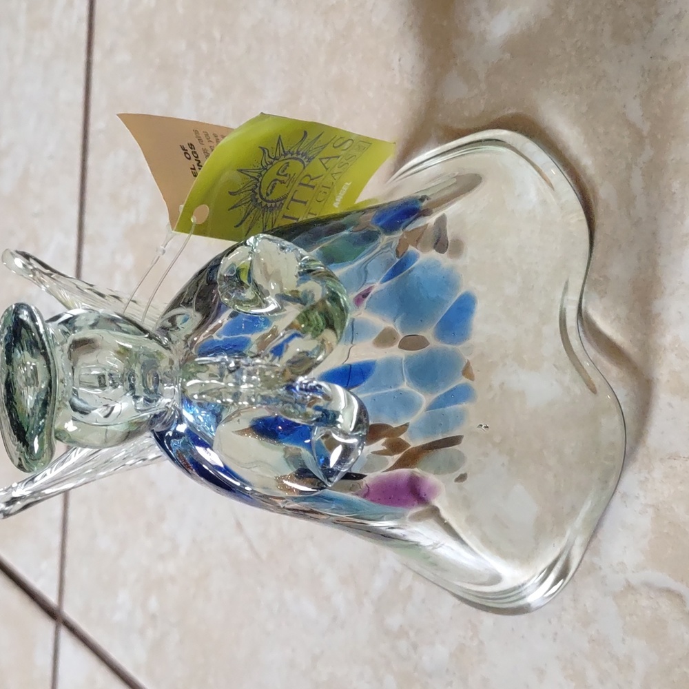 Nwt Glass angel of blessings
